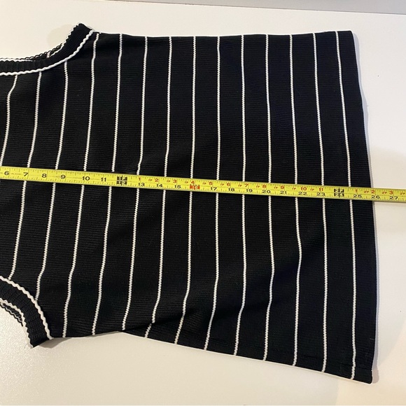 Vintage Knits by Magda Black White Striped Cowl Neck Textured Sleeveless Top - Picture 5 of 7